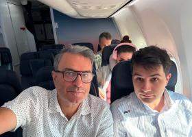 Lucian Mîndruță, emoții uriașe la absolvirea fiului său. Tânărul a devenit medic și calcă pe urmele mamei