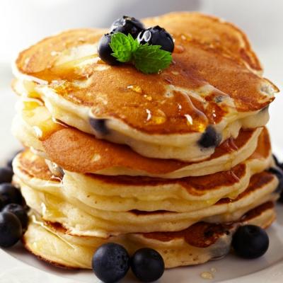 Clatite cu banane din doua ingrediente