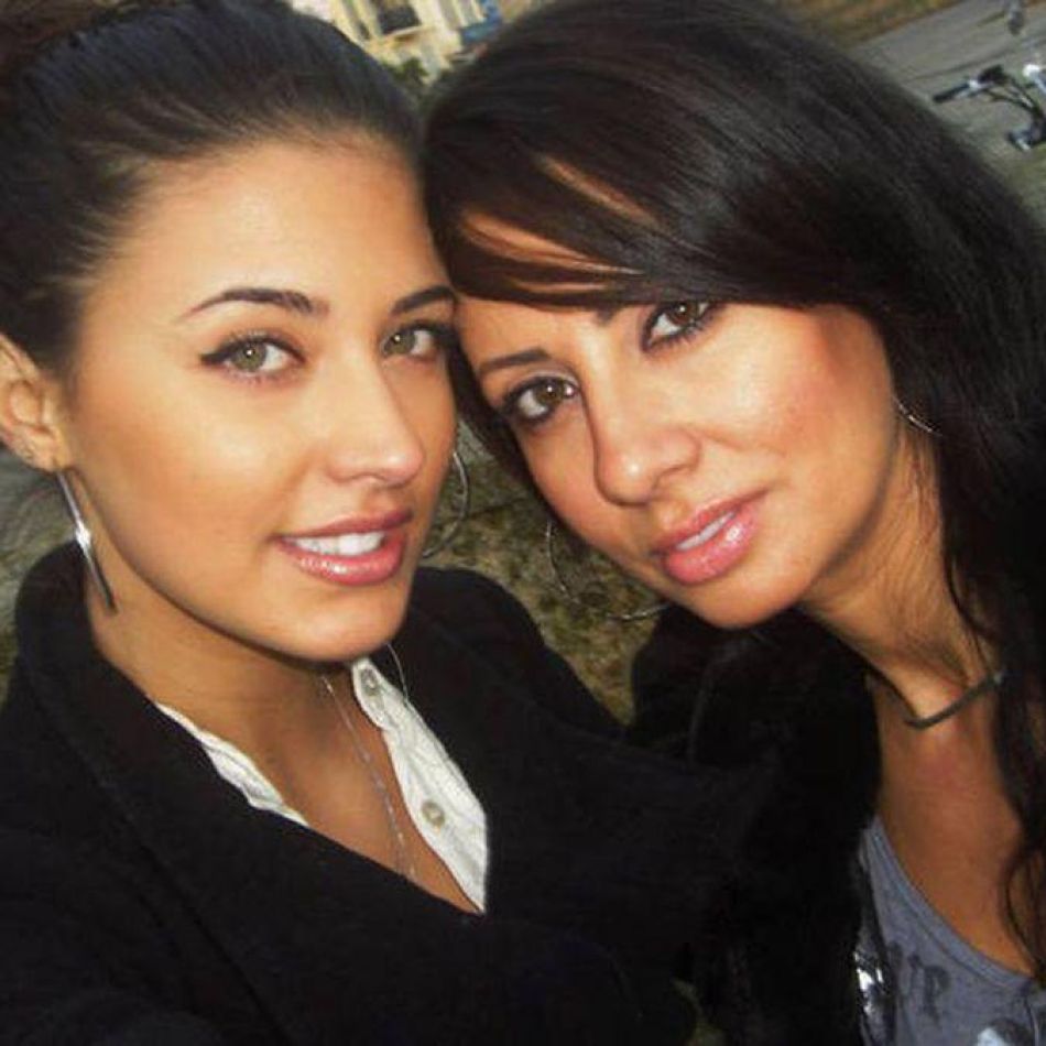 Antonia, reguli stricte pentru copiii ei. Cei mici nu au voie să stea pe telefon:  Vă aveți unul pe altul, vă jucați între voi..