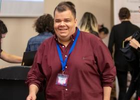 APAN lansează EduSMart, program inovator pentru 100 de persoane cu scleroză multiplă bazat pe educație holistică și comunitate