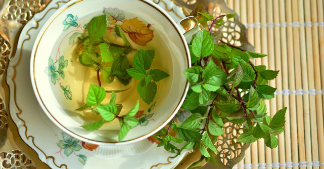 Ceaiul de mentă - beneficii și proprietăți pentru sănătate