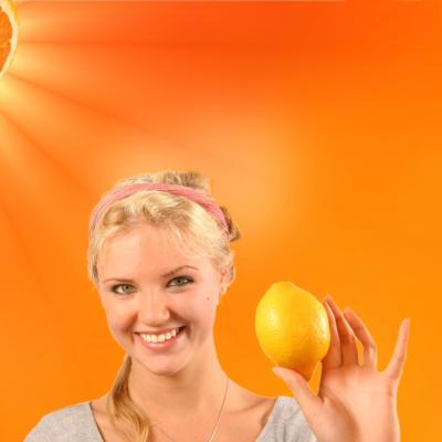 Vitamina C susține lupta împotriva petelor pigmentare