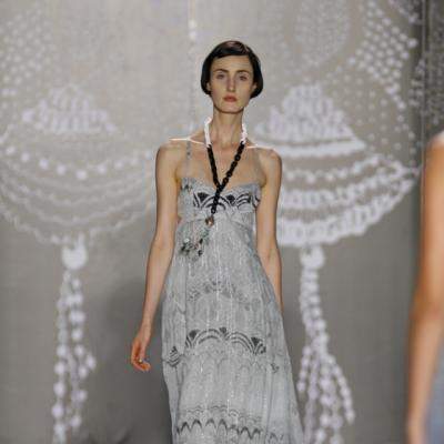 Salvatore Ferragamo 2013: fashion show la Luvru