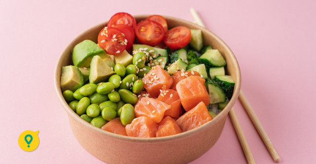 Un preparat cu specific hawaian, noua atracție culinară a românilor. Ce este poke și cât de des îl comandă utilizatorii Glovo