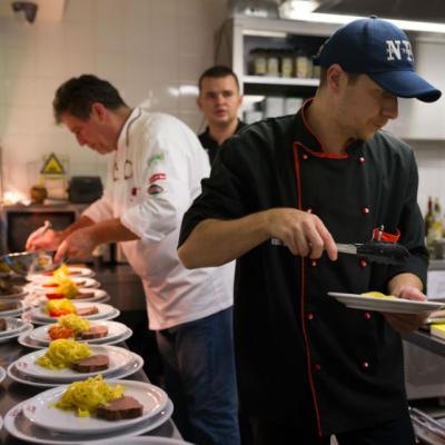 La Mica Elvetie, gastronomia occidentala  se imbina cu spiritul romanesc