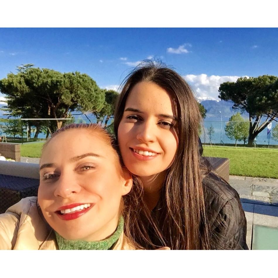 Adina Buzatu, despre cum să păstrăm o pereche de blugi pentru mai mult timp: îi congelezi, îi lași 24 de ore...