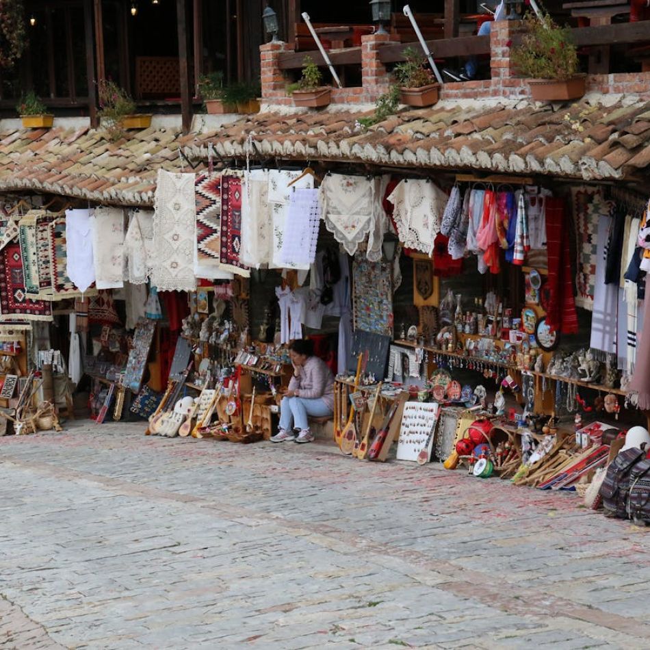 Descoperă frumusețea și tradițiile pascale în destinații ortodoxe din Europa