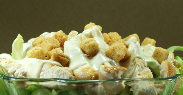 Beneficiile salatei de spanac Eisberg