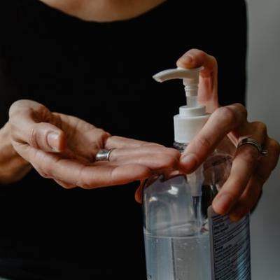Tipuri de dezinfectanți pentru mâini - Ce să alegi