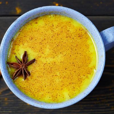 Cum putem introduce turmericul in alimentatia noastra in 3 retete simple