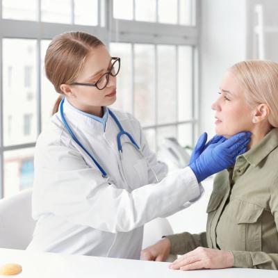 Hipotiroidism: cauze, simptome și opțiuni moderne de tratament 