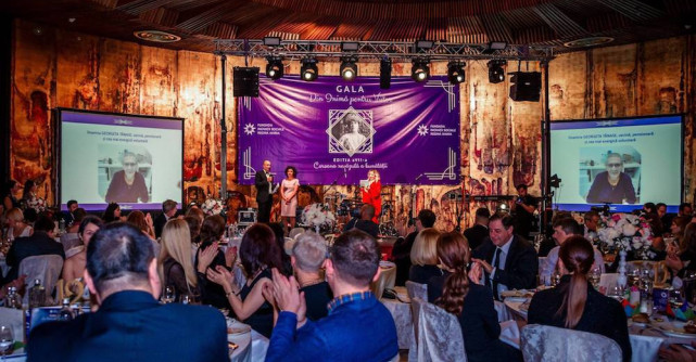 ”Coroana nevăzută a bunătății” a strâns 184 000 euro pentru susținerea activității Fundației Inovații Sociale Regina Maria