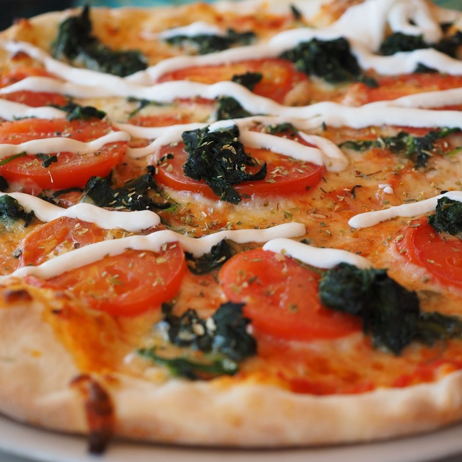 Pizza de casă: Cum să aduci gustul Italiei în bucătăria ta