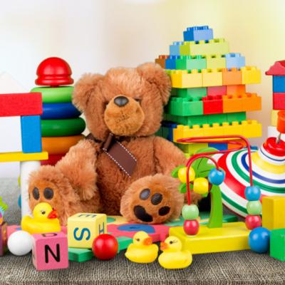 Idei de cadouri pentru copii – jocuri și jucării pe care cei mici le vor adora