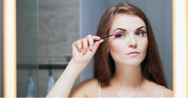 Mascara in alte culori decat negru