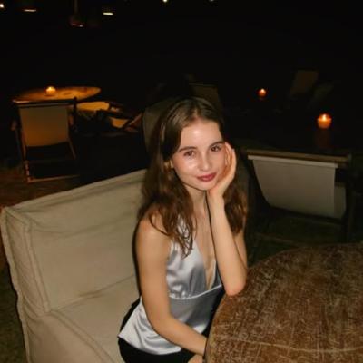 Irina Columbeanu, gesturi pline de tandrețe pentru tatăl ei. Cum l-a răsfățat fiica Monicăi Gabor pe Irinel 