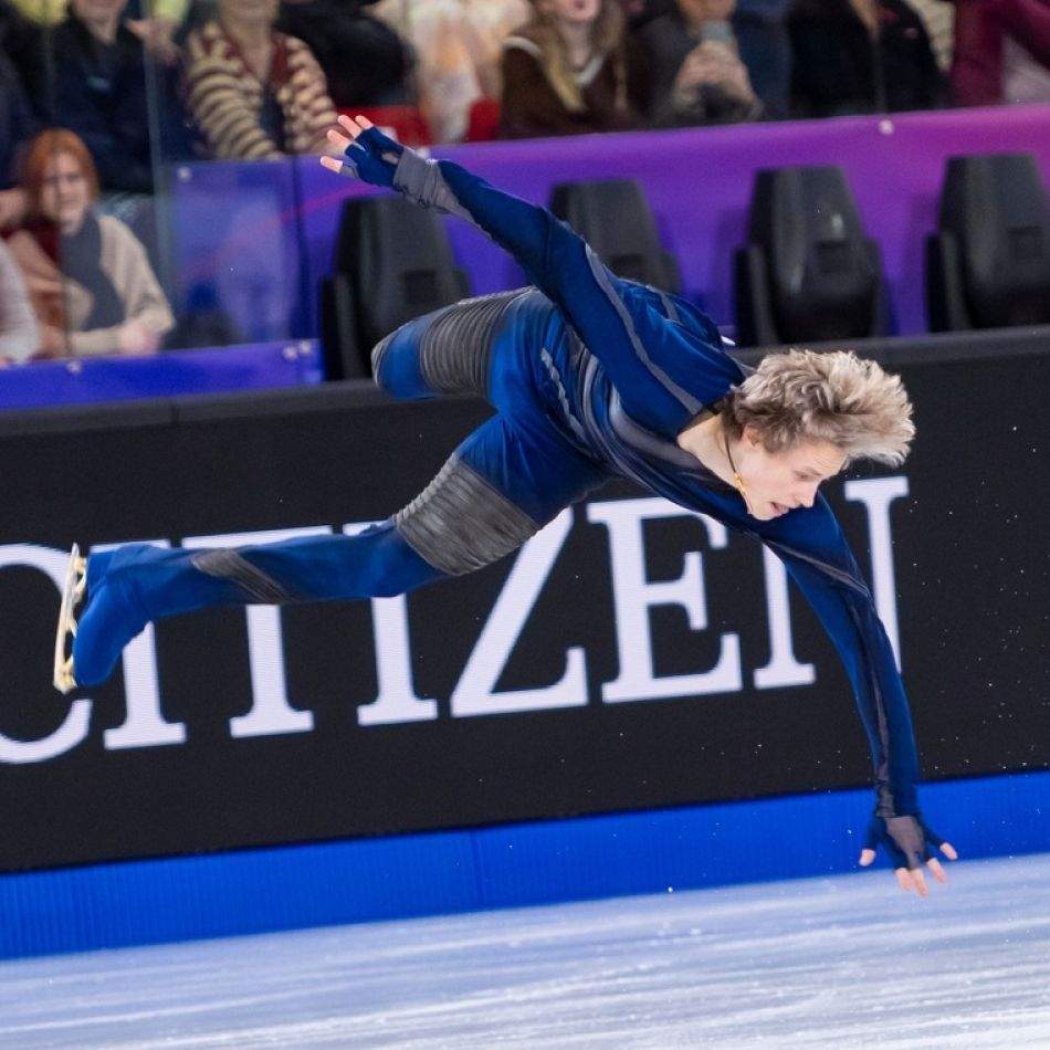 Ilia Malinin, ”Quad God”: Patinatorul de 21 de ani care face spectacol pe gheață. Mai curajos ca Plushenko!