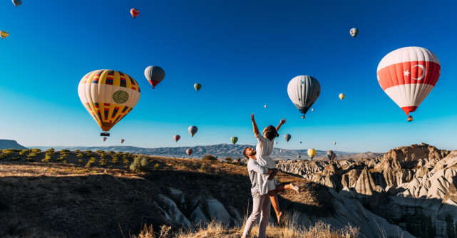 Renee Zellweger: Cred în dragoste, dar nu stau să o aștept