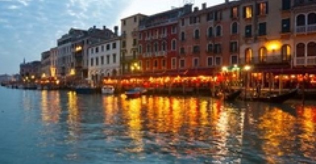 Kudikuplu te trimite la Venetia!