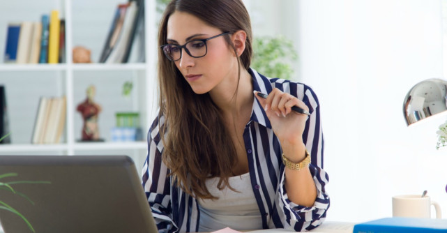 Cum sa fii mai productiva la birou: 3 metode eficiente pentru a nu te mai lasa distrasa