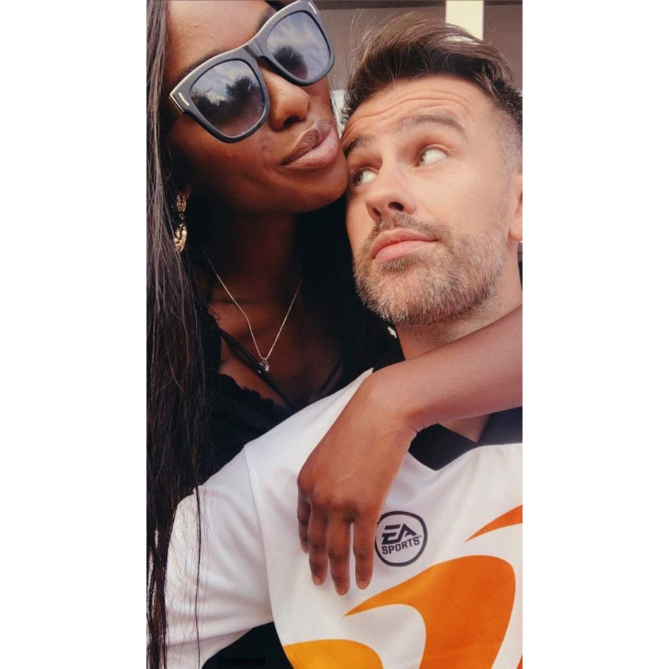 La mulți ani, Naomi! Iubita lui Florin Ristei a împlinit 29 de ani. Artistul i-a făcut o urare specială