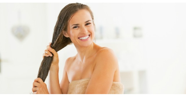 4 Tratamente naturiste pentru toate tipurile de par