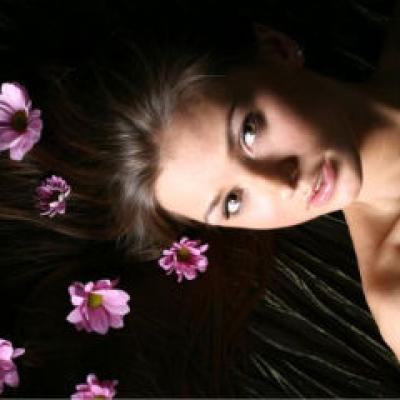 5 masti naturale pentru hidratarea parului pe timp de vara