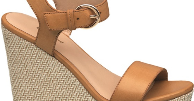 DEICHMANN castigator la concursul Red Dot Award 2015