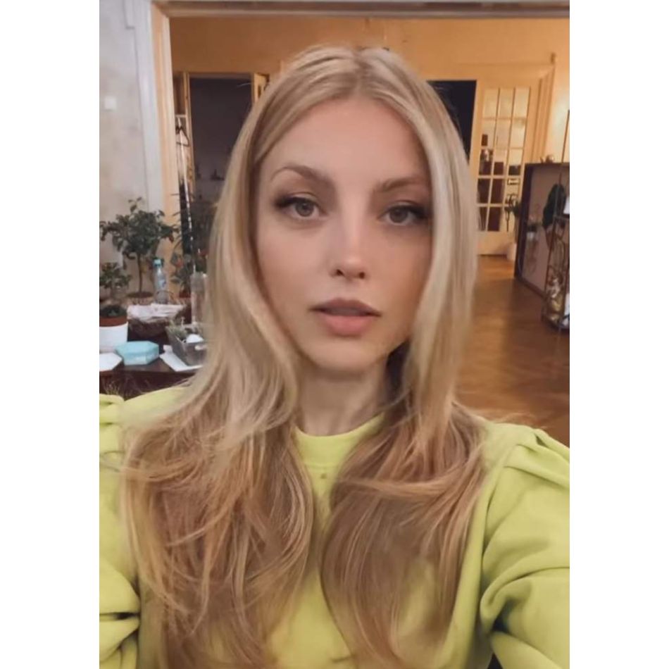 Cum reușește Elena Gheorghe să se mențină la 50 de kg după 2 nașteri? Dieta vedetei este la îndemâna oricui!