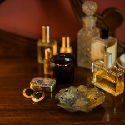  Șase parfumuri menite să inspire starea de bine