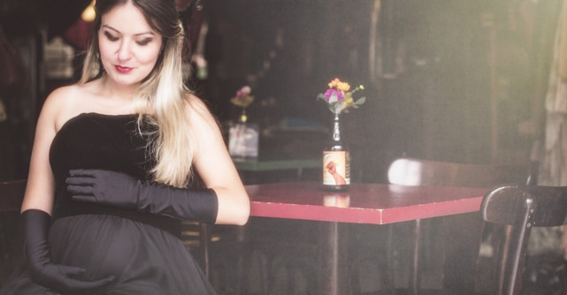 10 rochii de Revelion pentru gravidute