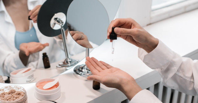 Care este ordinea corectă de aplicare a produselor de îngrijire a tenului