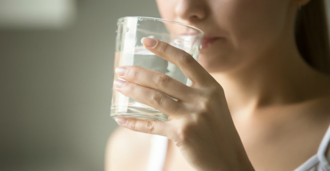 De ce îți este sete mereu: care sunt cele mai întâlnite cauze