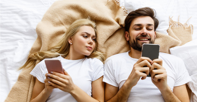 Gelozia, dușmanul dintre noi. Cum o putem controla?