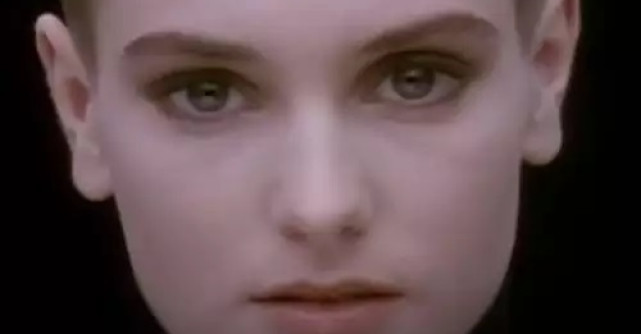 Motivul dureros pentru care artista Sinead O'Connor se rădea în cap
