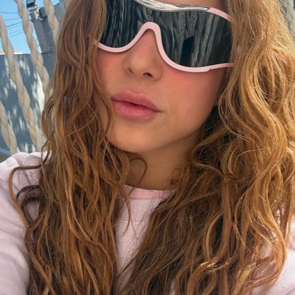 Shakira a căzut pe scenă în fața a mii de oameni. Ce s-a întâmplat după te va lăsa fără cuvinte