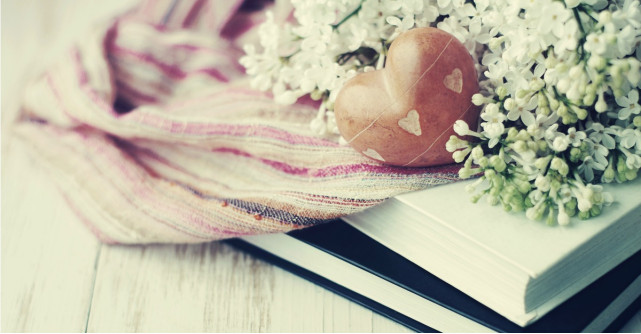 Esarfele supradimensionate - de nelipsit in tinutele de primavara!