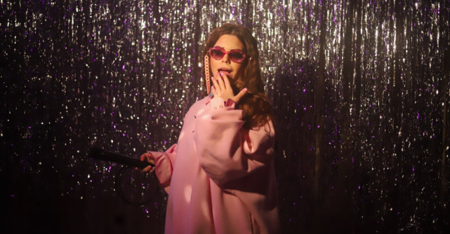 Alessiah lansează piesa 'Nostalgia'