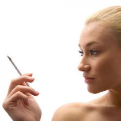 Riscul de cancer la sotiile nefumatoare cu soti care fumeaza este dublu!