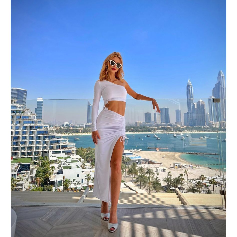 Andreea Bălan, gesturi tandre cu un manechin din Dubai: Știam că știi că într-o zi, noi o să ne iubim oricum...