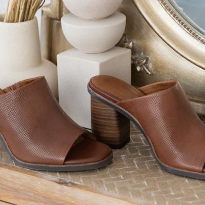 Tendințe în modă pentru saboți în vara anului 2024