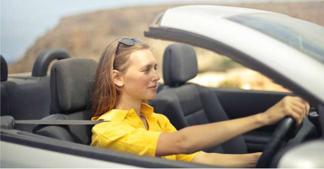 Ghidul șoferiței: 4 lucruri importante despre acumulatorul mașinii