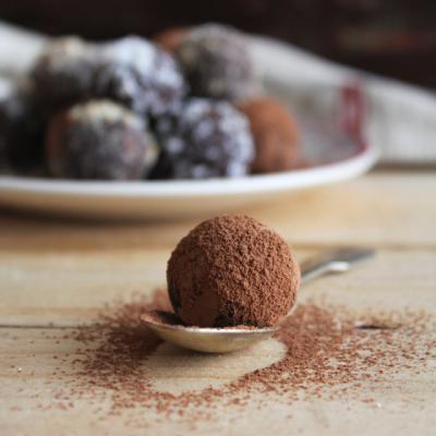 Dulciuri cu dragoste: 2 deserturi sanatoase