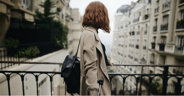 5 modalități inspirate de a purta un trench în această primăvară