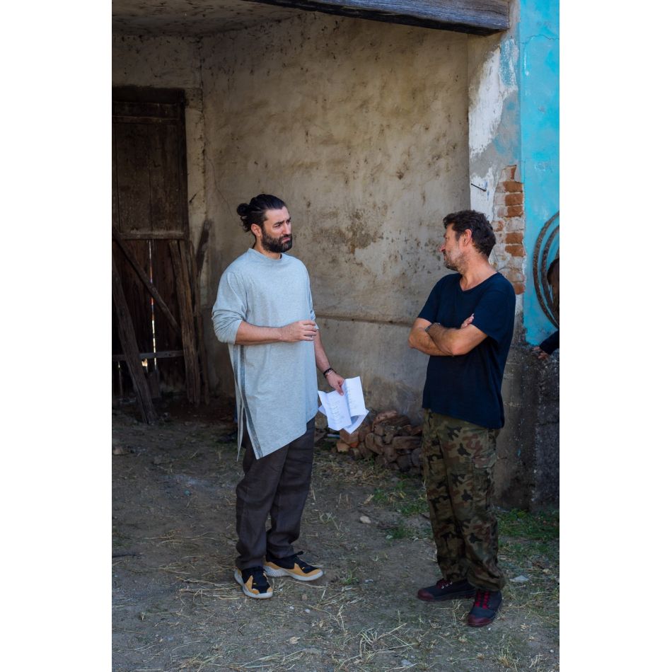 Smiley apare deprimat, cu cearcăne negre, tendințe suicidale și atacuri de panică