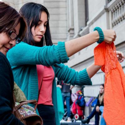 Cumparaturi cu buget redus. Unde gasesti in luna februarie haine ieftine si de calitate