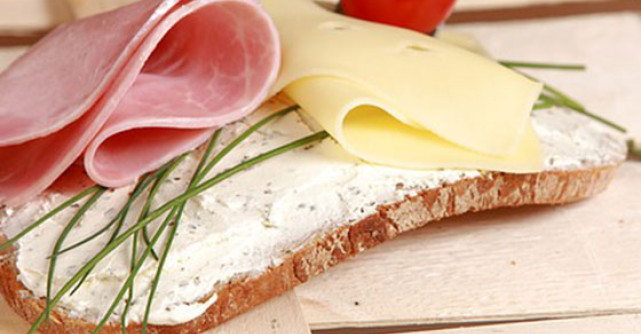 Nu reusesti sa scazi in greutate? Poti avea intoleranta la gluten