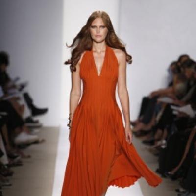 Cand porti Tangerine Tango, culoarea anului 2012