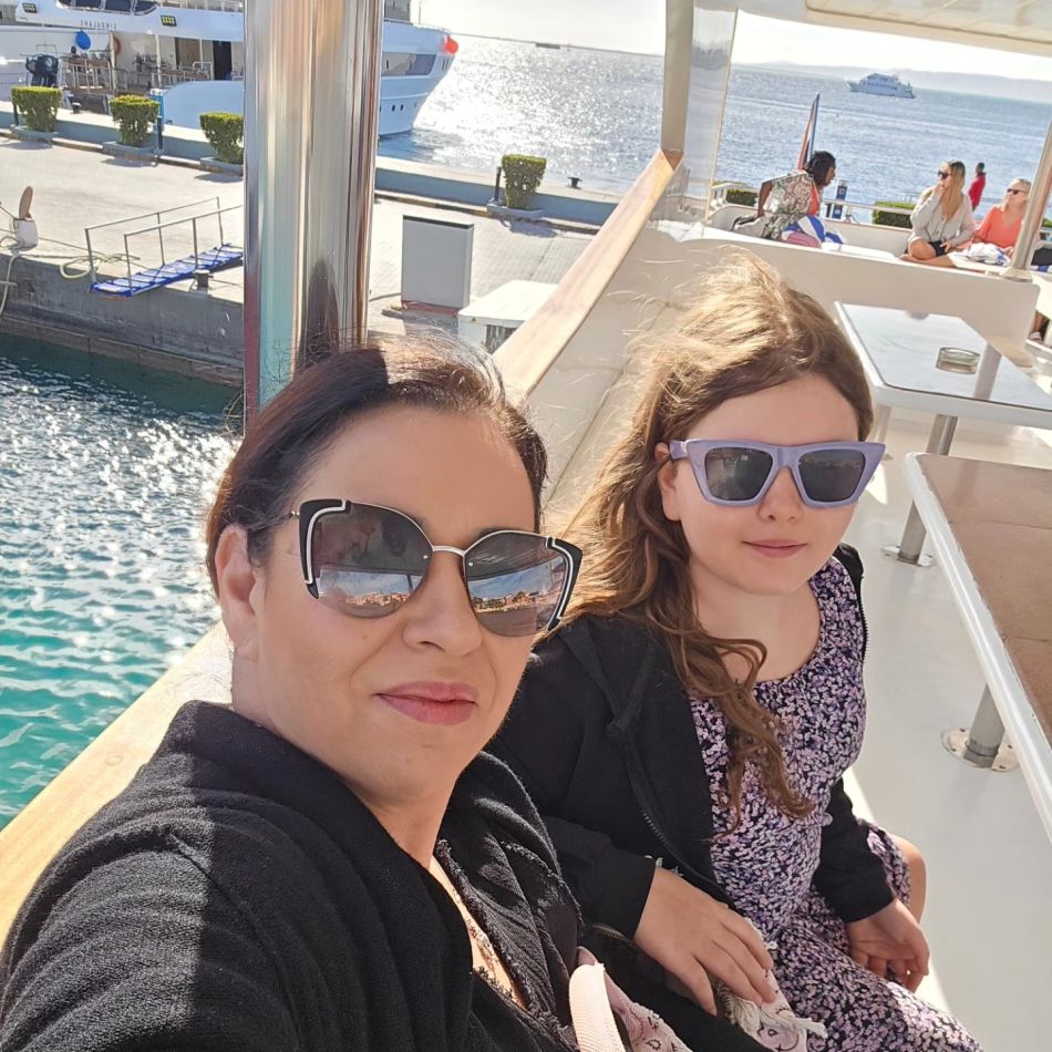 Oana Roman îl acuză pe Marius Elisei că este absent din viața fiicei lor. Unde se află acum Isabela?