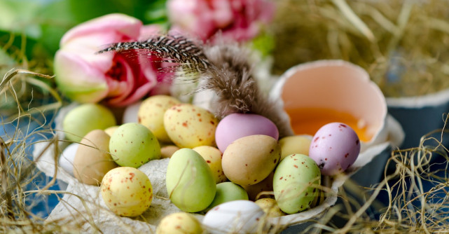 Doua idei de deserturi simpatice si sanatoase de Paste, care pot inlocui cu succes ouale de ciocolata